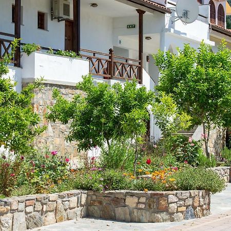 Garden House Psarogiannis Apartment วูร์วูรู ภายนอก รูปภาพ
