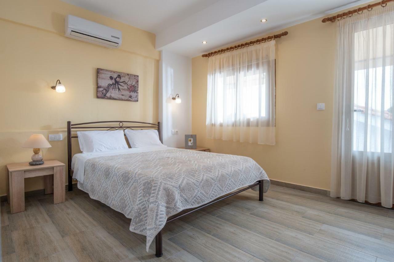 Garden House Psarogiannis Apartment วูร์วูรู ภายนอก รูปภาพ