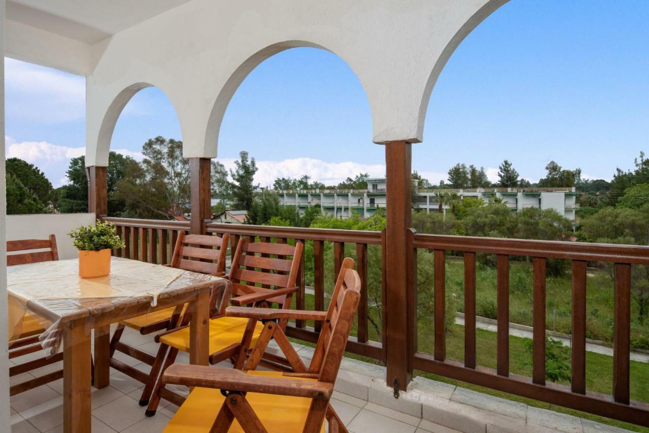Garden House Psarogiannis Apartment วูร์วูรู ภายนอก รูปภาพ