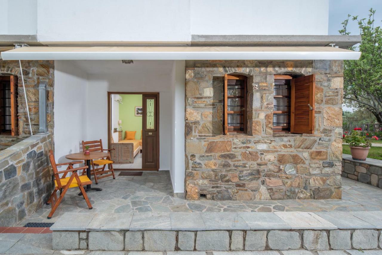 Garden House Psarogiannis Apartment วูร์วูรู ภายนอก รูปภาพ