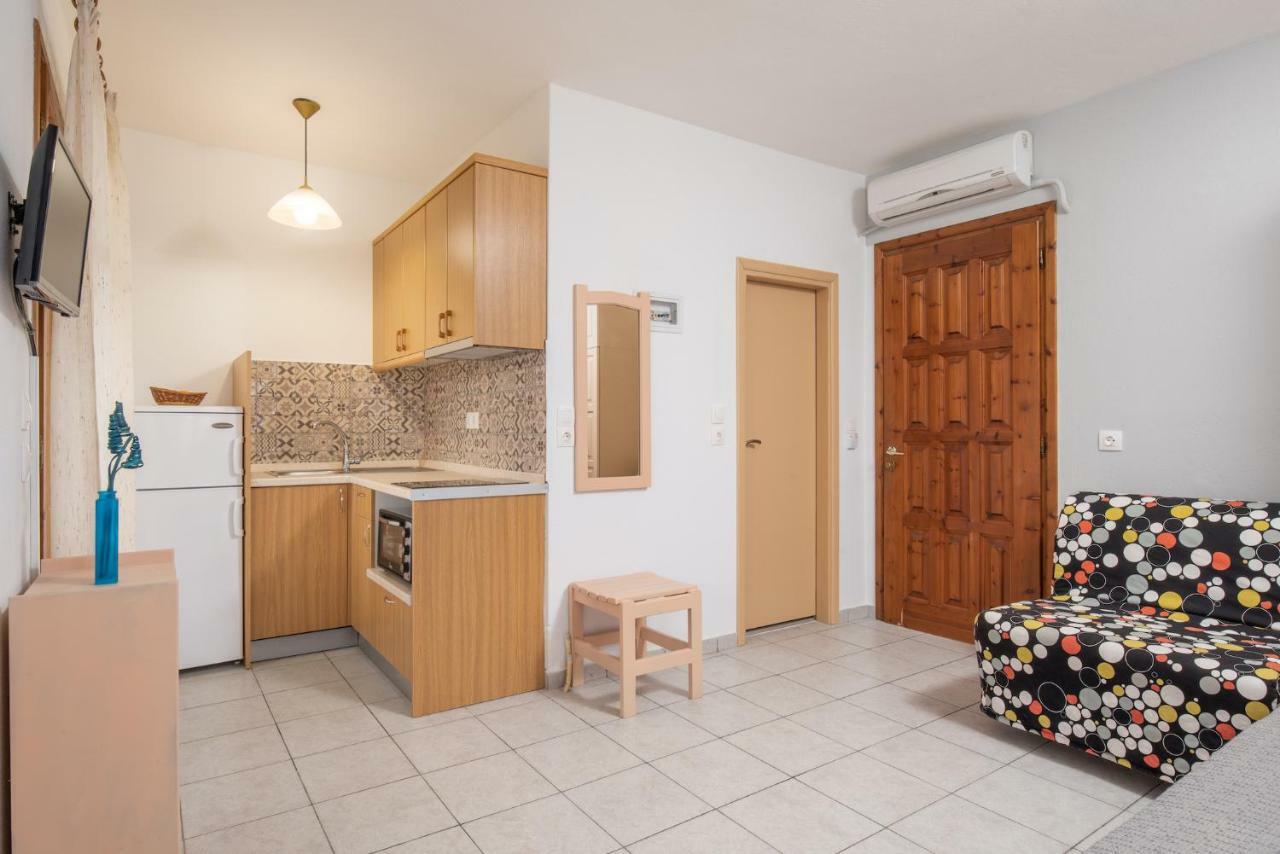 Garden House Psarogiannis Apartment วูร์วูรู ภายนอก รูปภาพ
